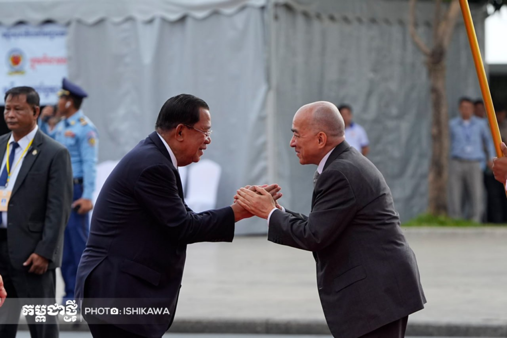 King and Queen Mother Commend Hun Sen's Dedication to Defending Nation, Territory, and Peace