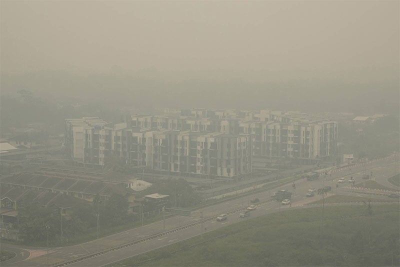 インドネシア森林火災の煙、フィリピン南部を覆う 住民に注意喚起