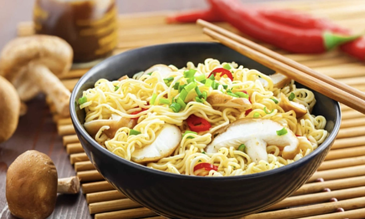 Vietnam Ranks Lowest in Instant Noodle Consumption in Southeast Asia