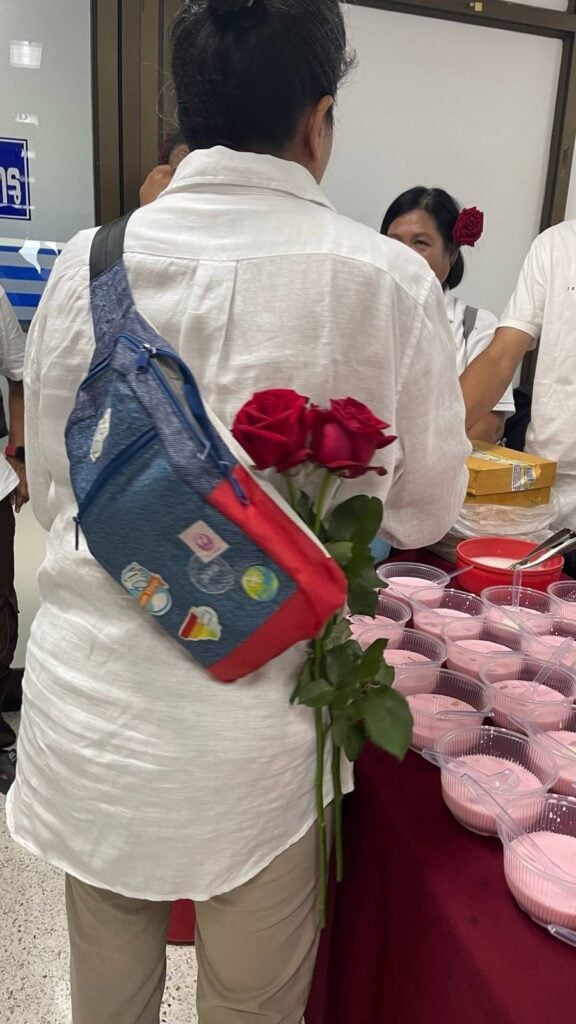 Aung San Suu Kyi’s 81st birthday alms and rose campaign held in Mae Sot (Photo News)