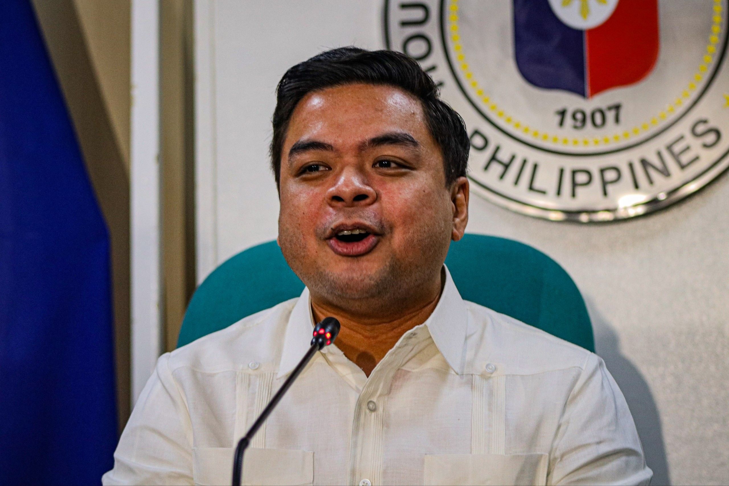 Probe sought into online threats vs. impeachment prosecutor