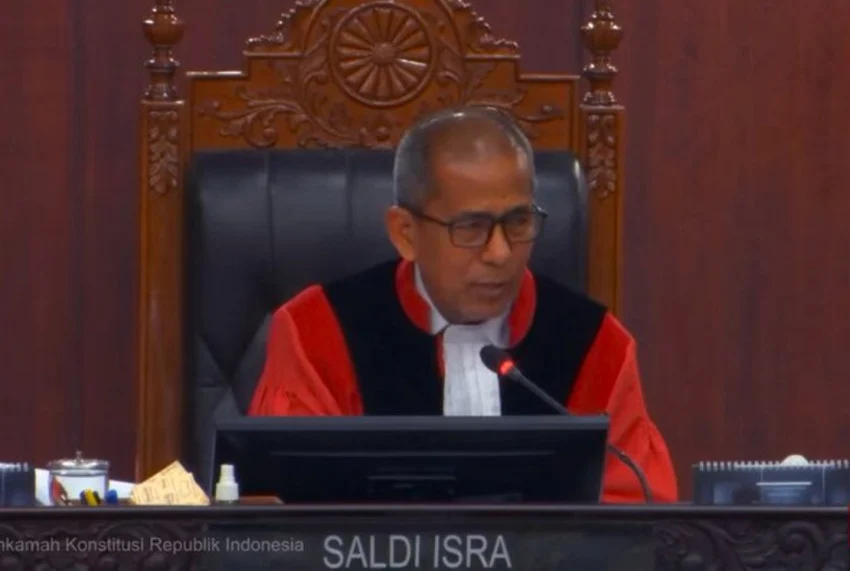Indonesian Constitutional Court Justice Questions KPU on Gibran's Diploma Verification