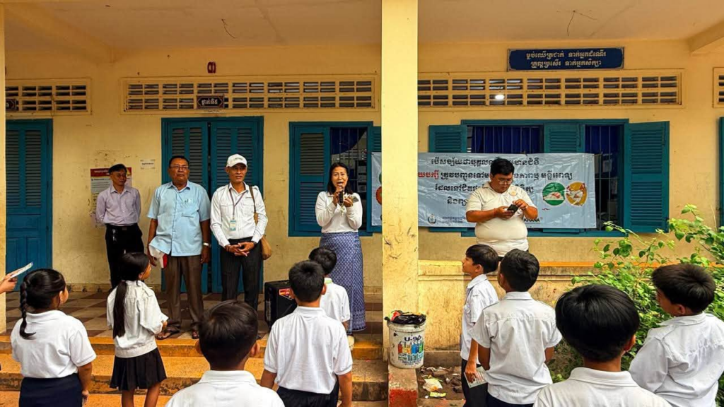 Phnom Penh Health Department Issues Avian Flu Warning to Residents and Students