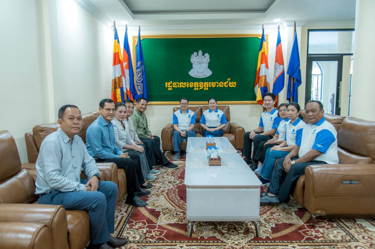 Cambodia: Private Sector Donates Aid to Border Troops, Expressing Gratitude
