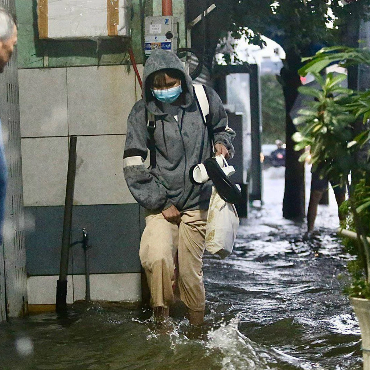 Southern Vietnam Braces for Combined Flood Risk from High Tides and Heavy Rain