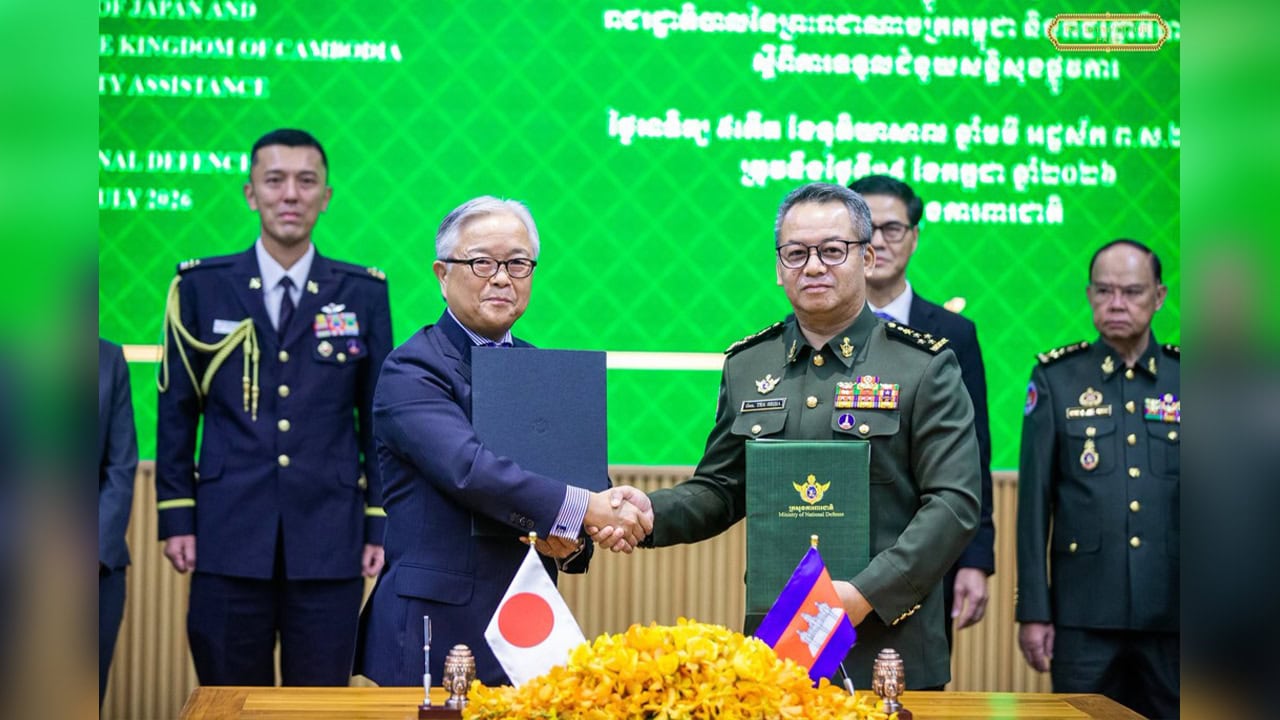 Japan Pledges Defense Support to Cambodia with Communications Gear, Patrol Boats