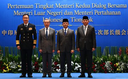 Indonesian Defense Minister Pushes for Defense Tech Transfer from China