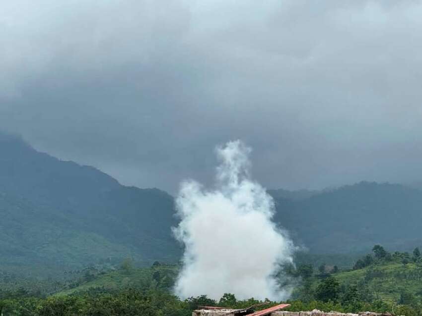 Myanmar Army Continues Bombing with Fighter Jets in Southern Myawaddy Township, Thai Army Issues Security Alert for Border Area Residents