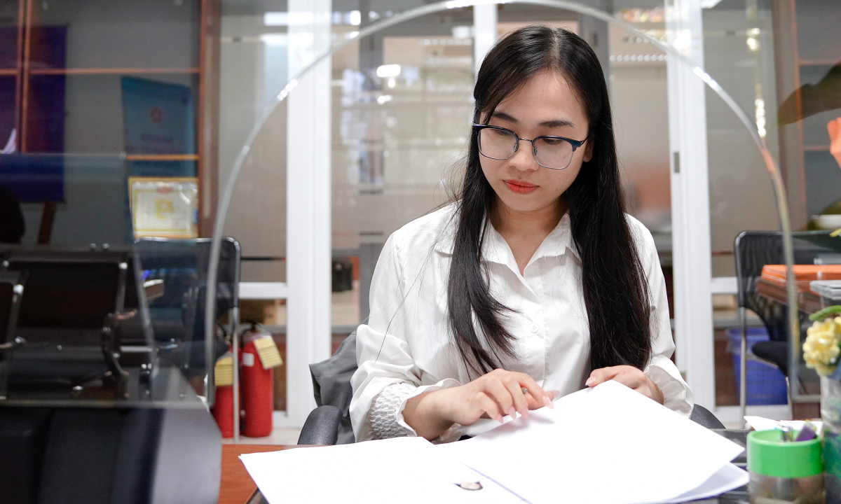 Vietnam to Raise Public Sector Salaries from 2027 Amid Fiscal Reforms