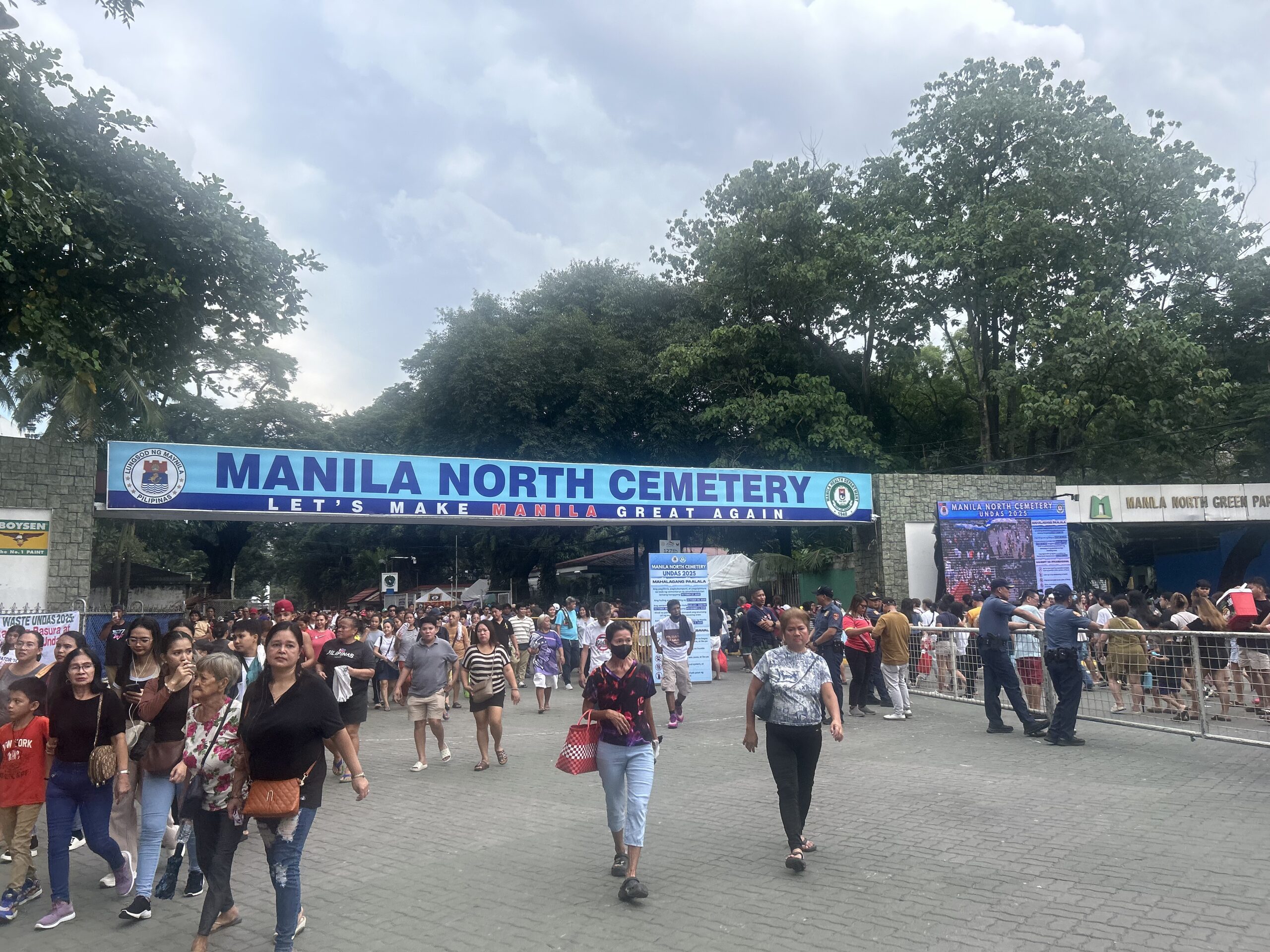 MMDA Designates 5 Major Cemeteries for Undas Traffic Management