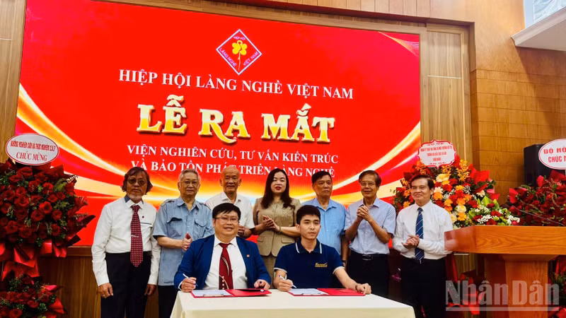 Vietnam Establishes New Institute for Craft Village Protection and Development