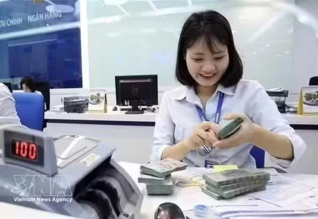 Vietnam's Economy Sees Soaring Exports and Imports Amidst Controlled Inflation