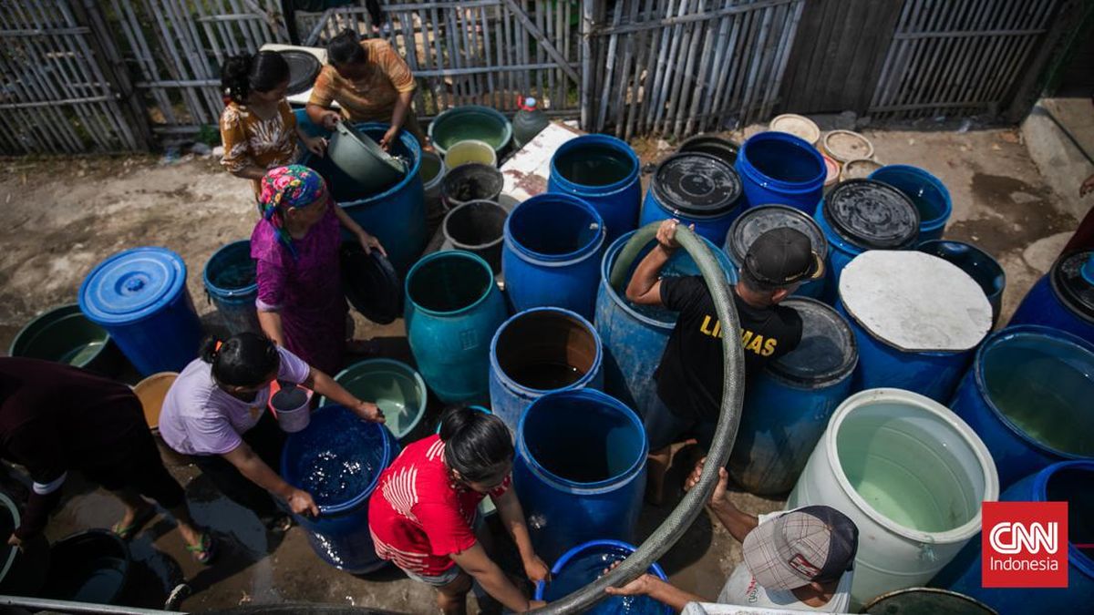Five Jakarta Areas on Drought Alert; BPBD Prepares Clean Water Supply