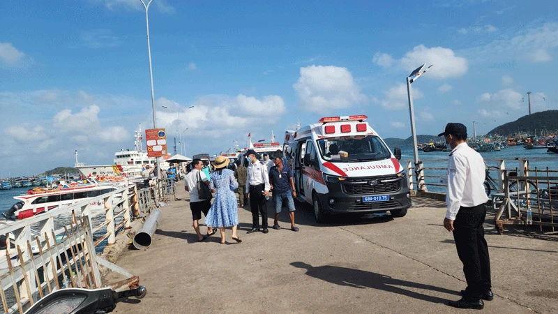 フーコック島沖でインド人観光客15人死亡、首相が徹底調査を指示