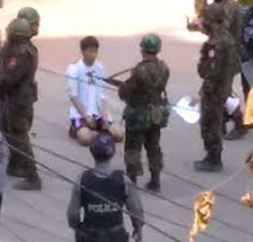 In Mongywa and Yangon, the military has been targeting young people, carrying out porter arrests and extortion, and more than 50 young people have been arrested.