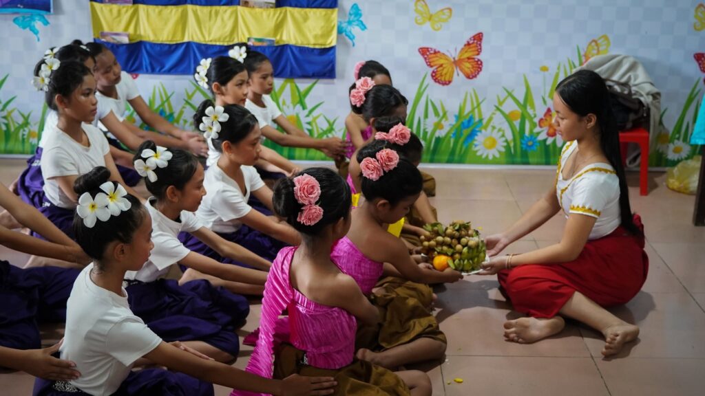 Artistic Healing: Phare Ponleu Selpak Born from Cambodian Refugee Camps