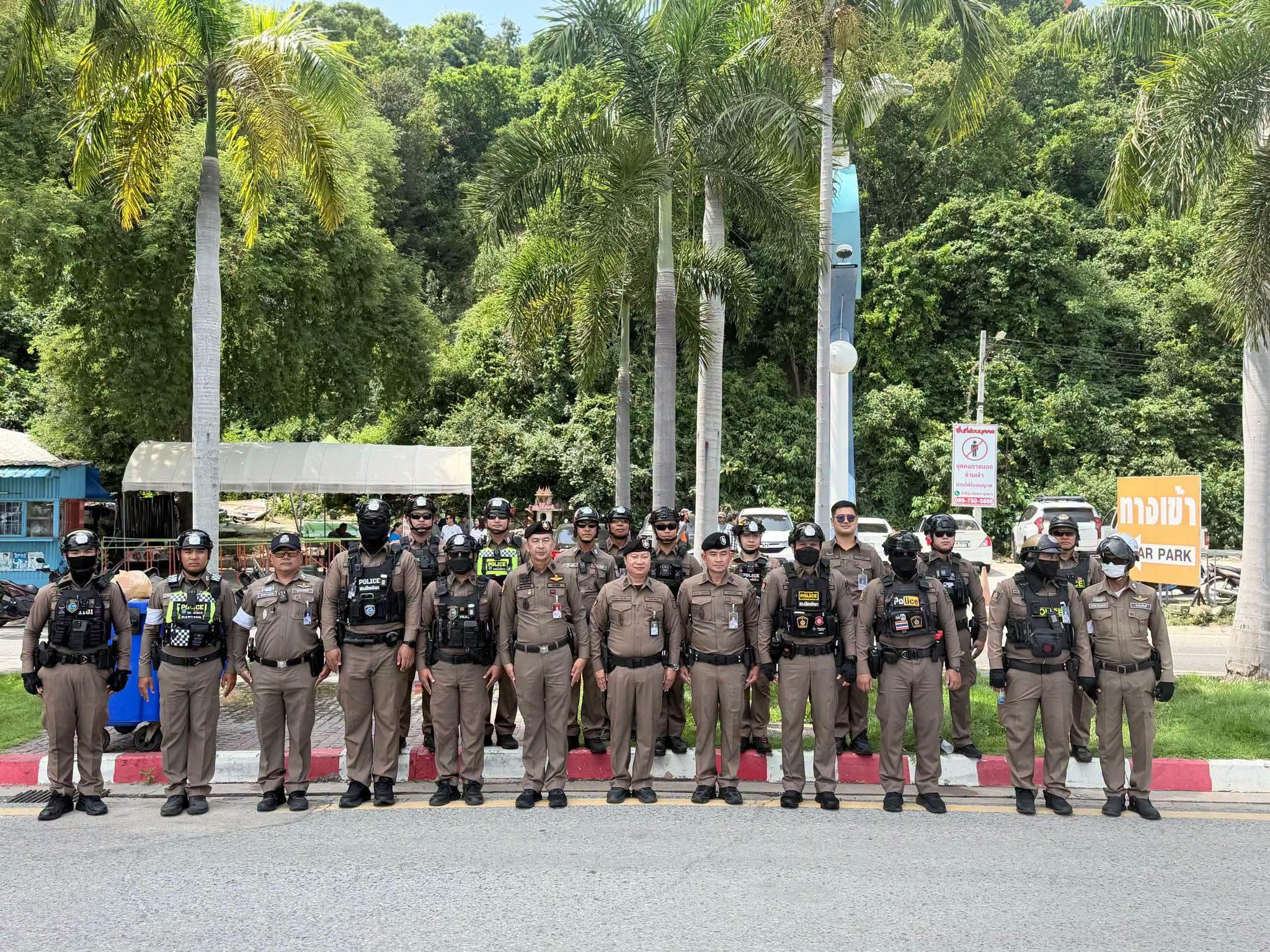 Pattaya Police Deployed to Bali Hai Pier Amid Public Land Encroachment Dispute