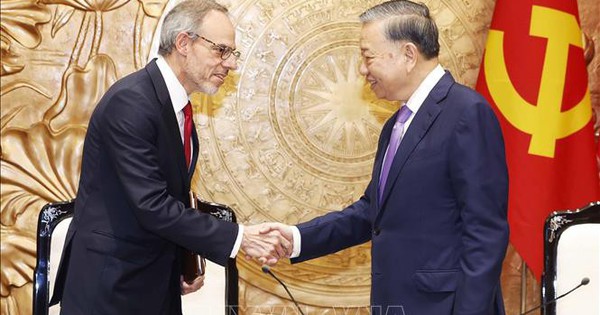 アマゾン、ベトナムの技術分野での成長可能性を評価 デジタルインフラ・人材育成で協力