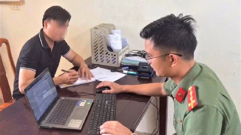 Nghe An Fines Individual for Spreading False Information on Commune Merger