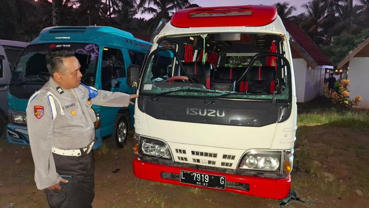 Four Suspects Identified in Mob Attack on Surabaya Tourists in Malang