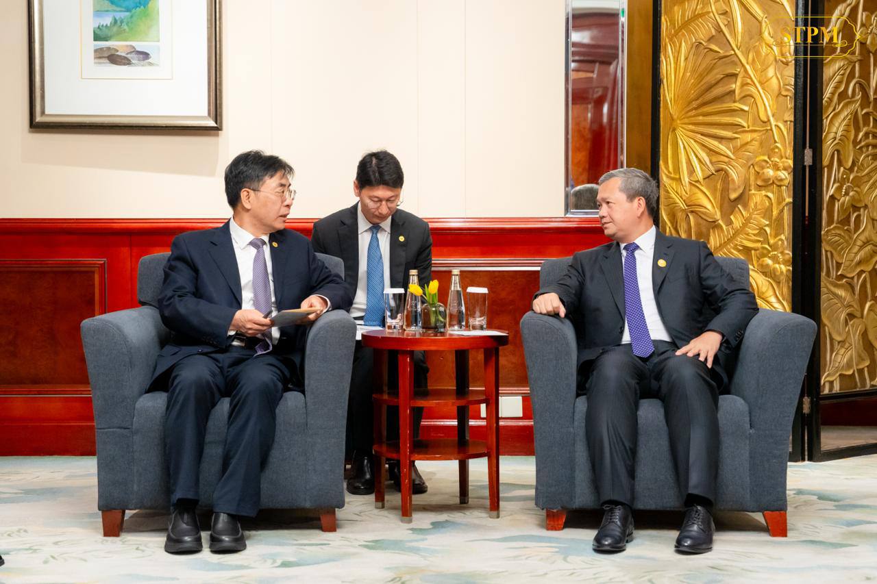 Cambodia, China's COMAC Sign Strategic Cooperation MoU to Strengthen Civil Aviation Sector