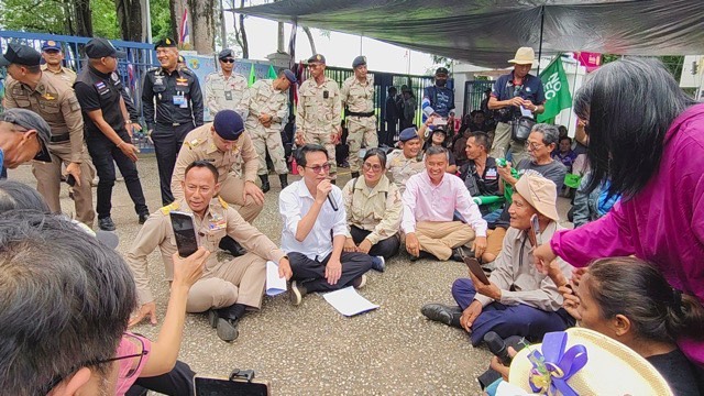 Prachin Stronghold Leaders Reject Talks with Deputy Governor, Demand Minister Anutin's Letter Against EEC Expansion