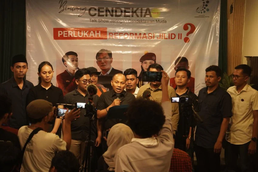 Young Intellectuals Network Presents 7 Demands on National Issues