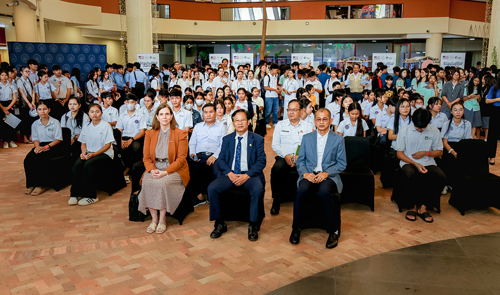 US Embassy Hosts EducationUSA Fair in Siem Reap, Focusing on STEM and AI