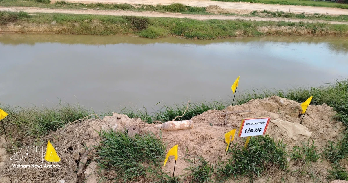 Unexploded Wartime Shell Safely Removed from Quang Tri Construction Site