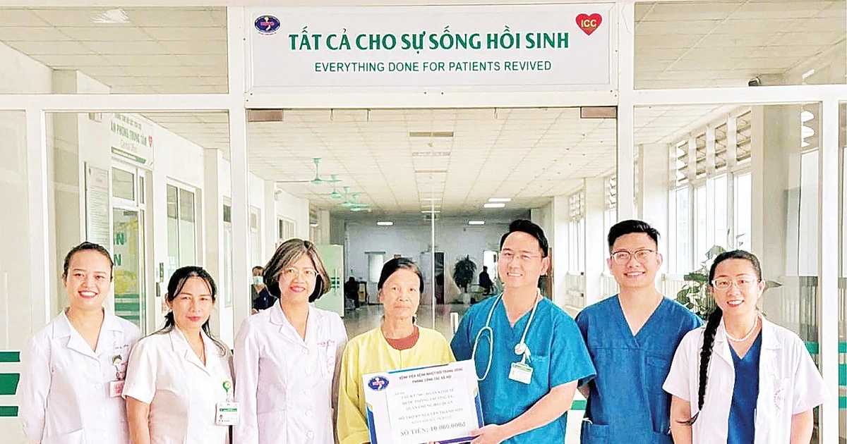 Support from Distant Islands: The Warm Hearts of Soldiers