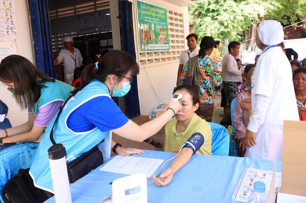 Taiwanese Medical Team Provides Free Healthcare and Aid in Siem Reap