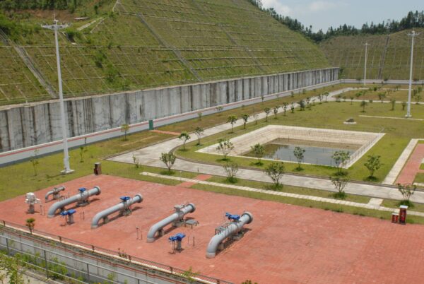 Myanmar's Oil Pipeline Faces Dual Crisis from Conflict and Blockade