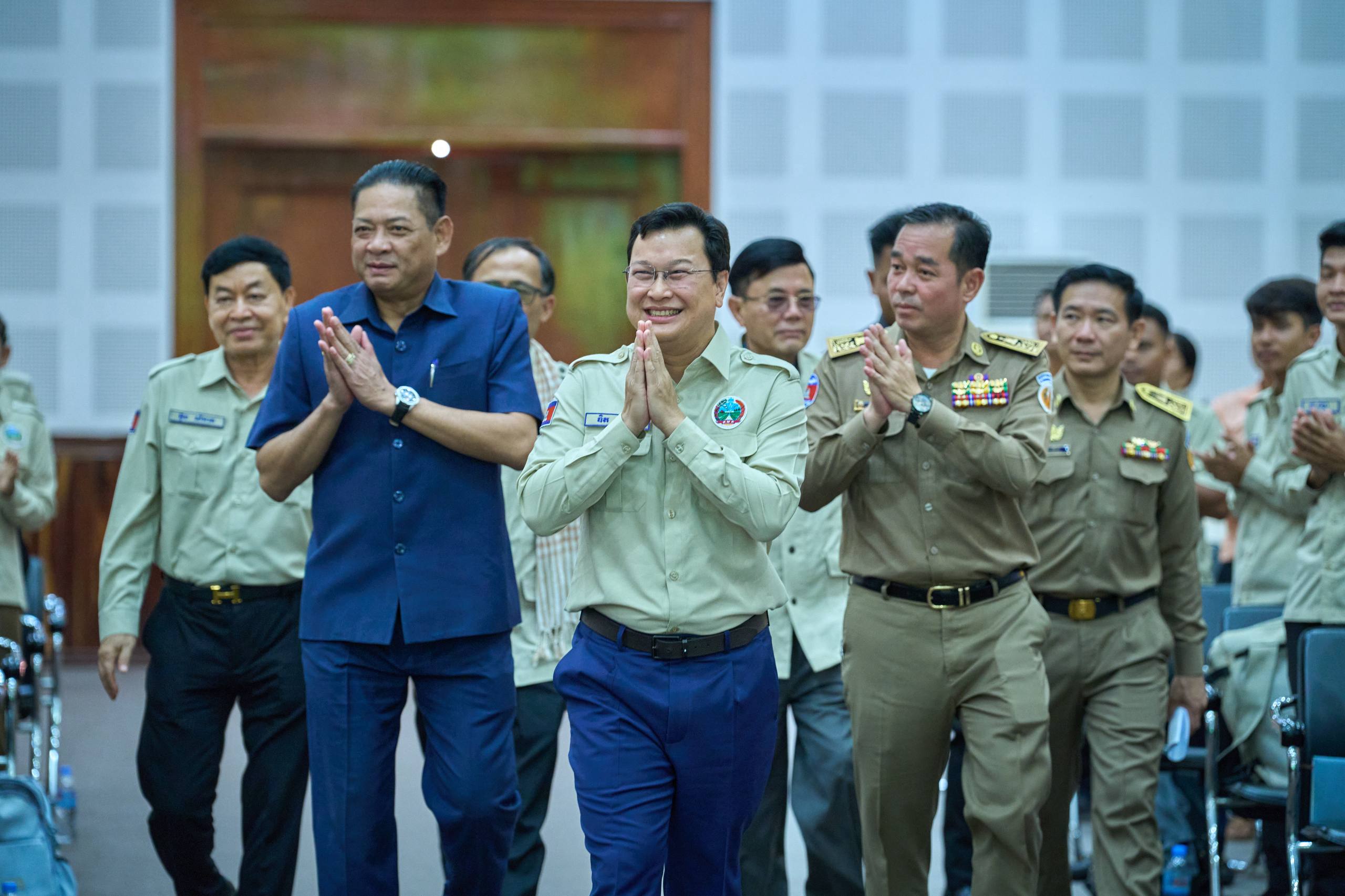 カンボジア農業大臣、地方農業担当者と会談 収益向上と持続可能な開発を指示