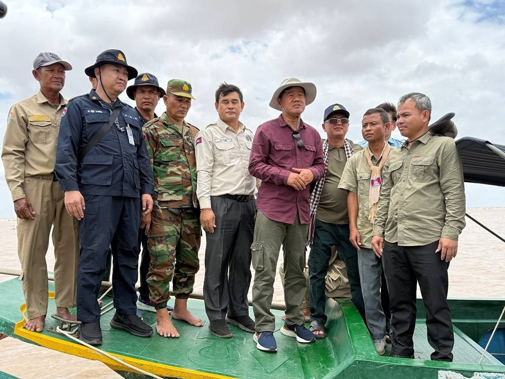 Siem Reap Authorities Crack Down on Illegal Fishing Gear in Tonle Sap Lake