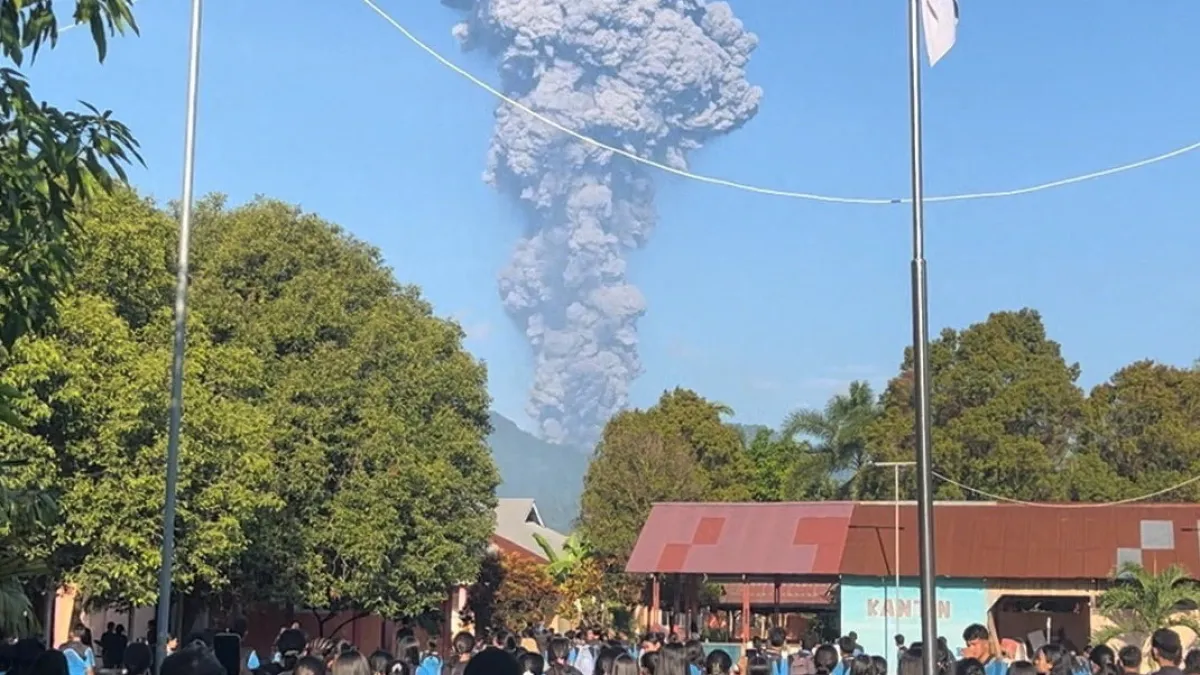 インドネシア・ハルマヘラ島でドゥコノ山が噴火、登山客3名が死亡し20名が行方不明
