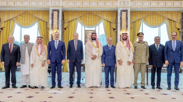 メッカ協定:インドネシアに影響は?米の影響力低下で地域安全保障再編の兆し