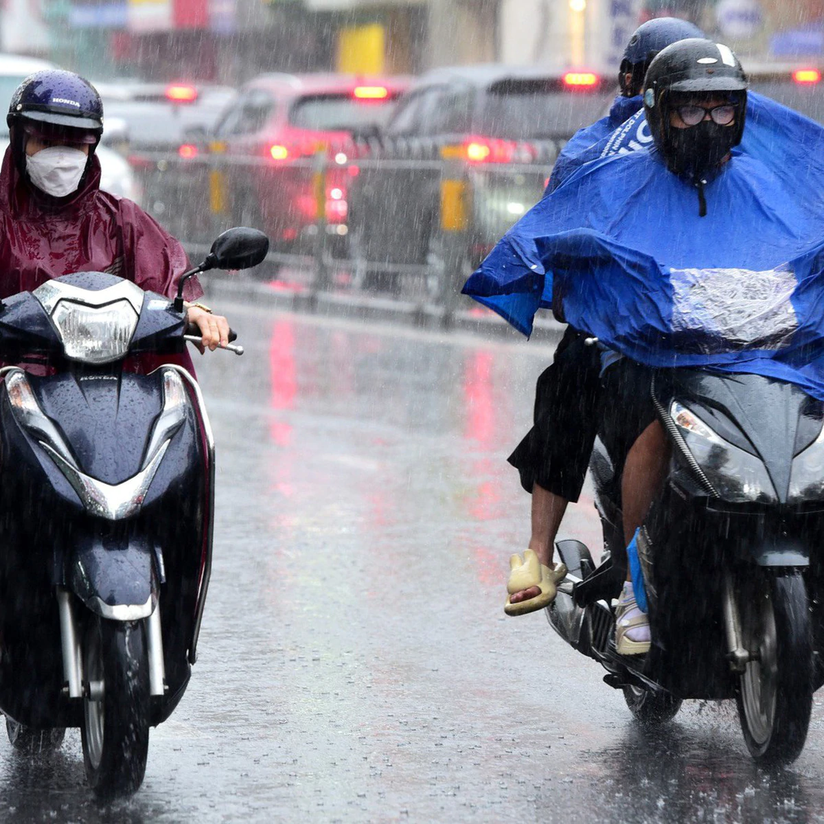 Vietnam Grapples with Heatwaves and Downpours: Economic Impacts Loom