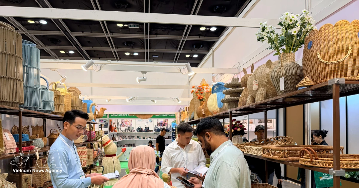 ベトナム、国際見本市で伝統工芸品をPR