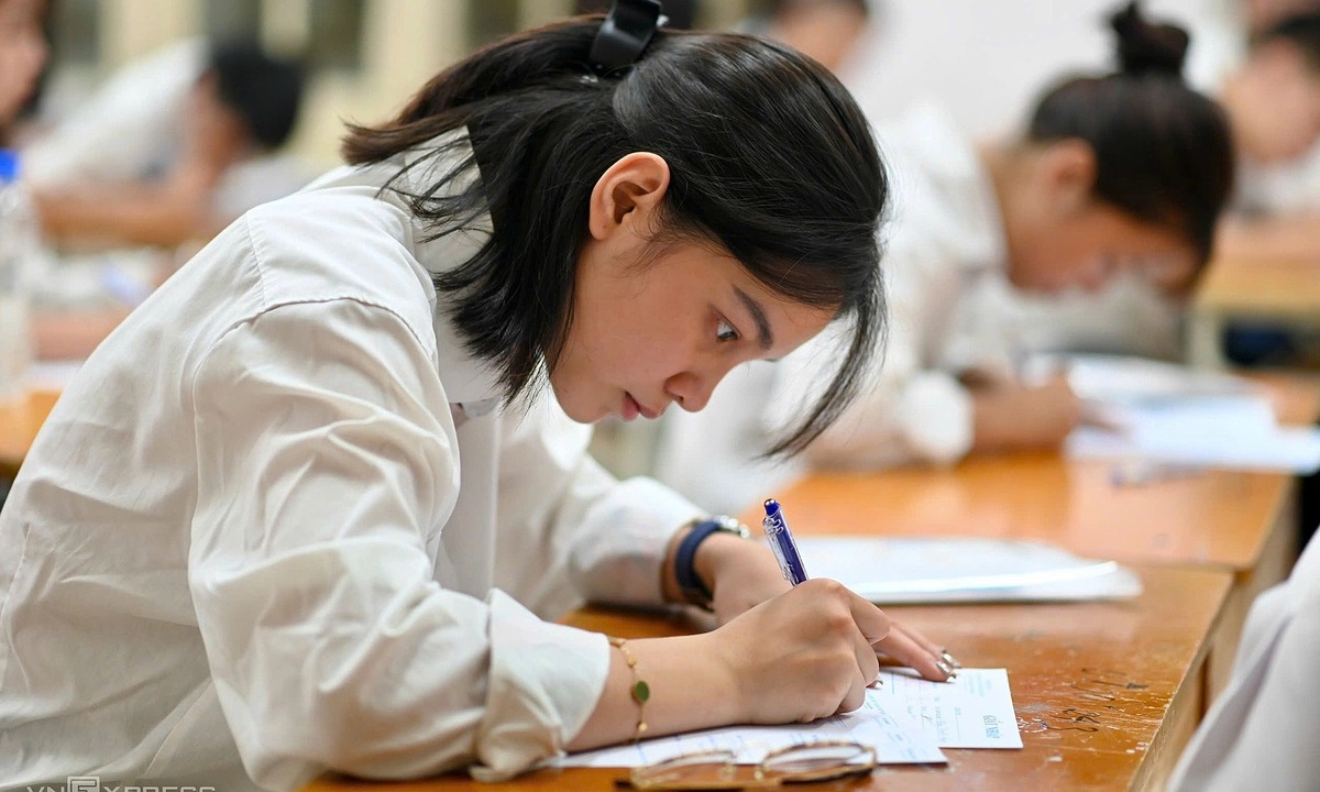 Vietnamese Universities Outpace US Colleges in SAT Score Submissions
