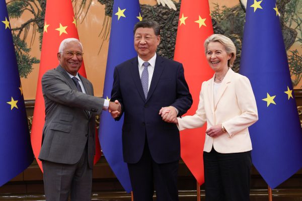 欧州、中国への複雑な対応に苦慮:経済摩擦からグローバル秩序への挑戦へ
