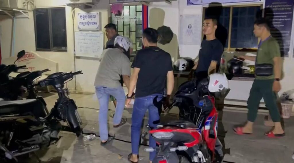 Drunk Relatives Clash During Drinking Session, One Dies