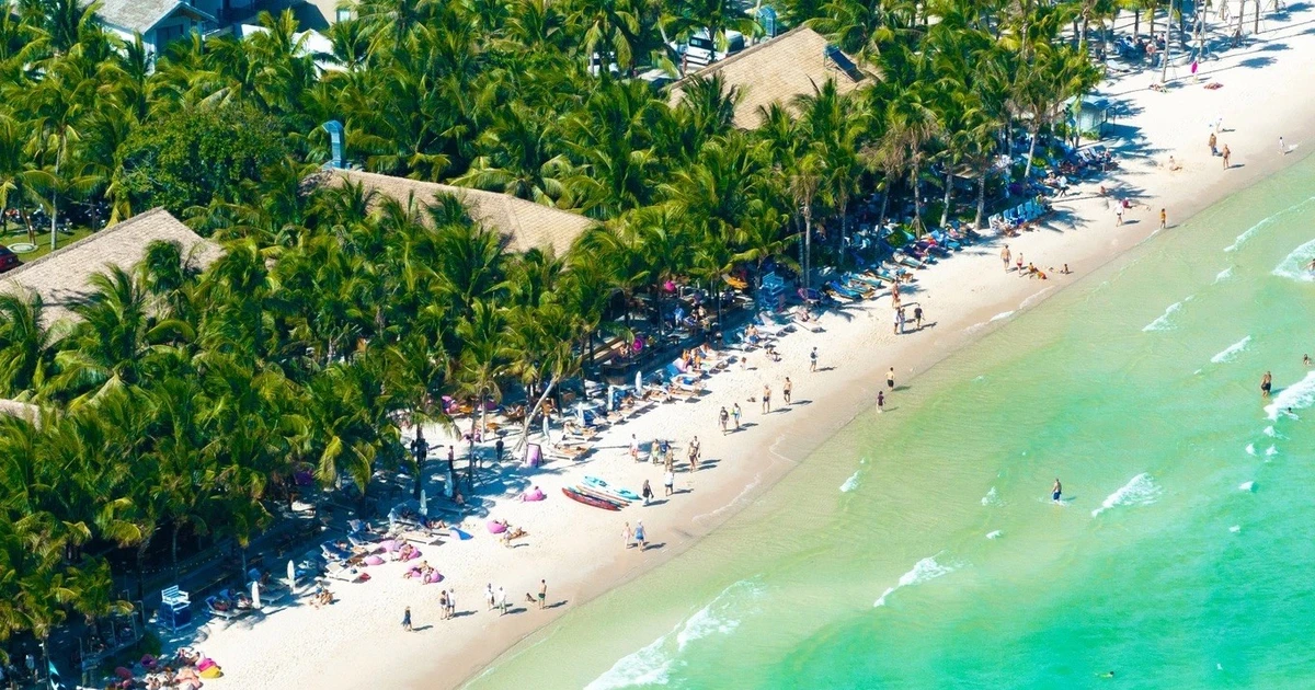 Vietnam's Tourism Revenue Surpasses Annual Target in Nine Months; Phu Quoc Boosts MICE to Attract Visitors