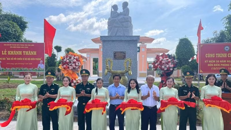 Ho Chi Minh Statue Honoring Border Guards Inaugurated in Vinh Long