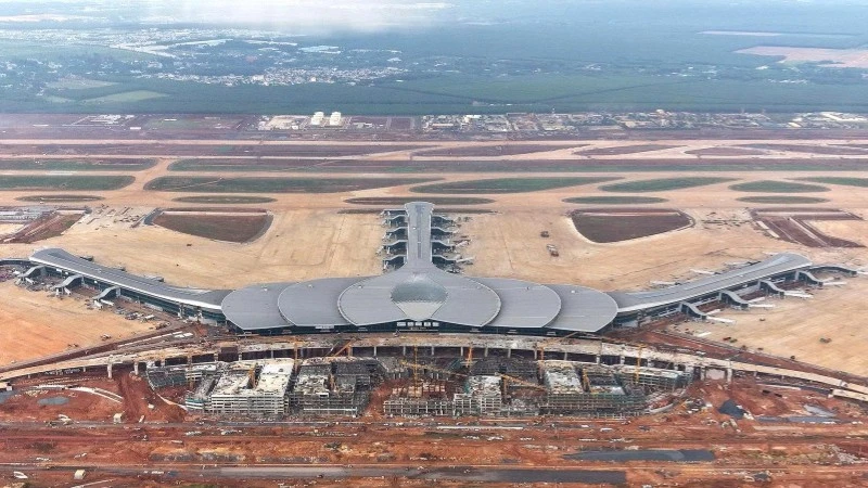 Long Thanh Airport Project Faces Labor Shortage, Rain Season Challenges