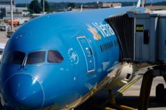 ベトナム航空シンガポール支社幹部、収賄容疑で訴追