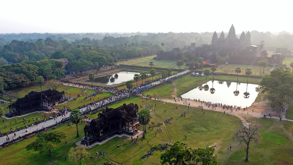 Angkor Park Sees Decline in Foreign Tourists and Ticket Revenue