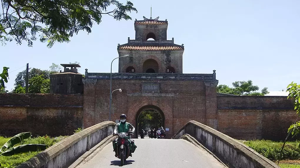 Intensive Search for 1968 Tet Offensive Martyrs' Remains in Hue