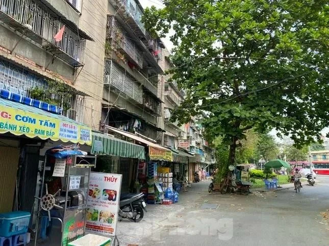 Ho Chi Minh City Accelerates Relocation and Reconstruction of Aging Apartment Complexes