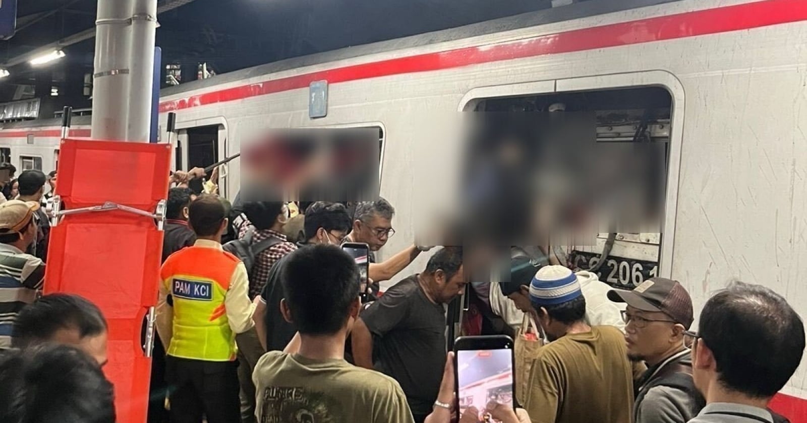 Indonesian Transport Watchdog Questions Premature Charging of Train Driver in Collision
