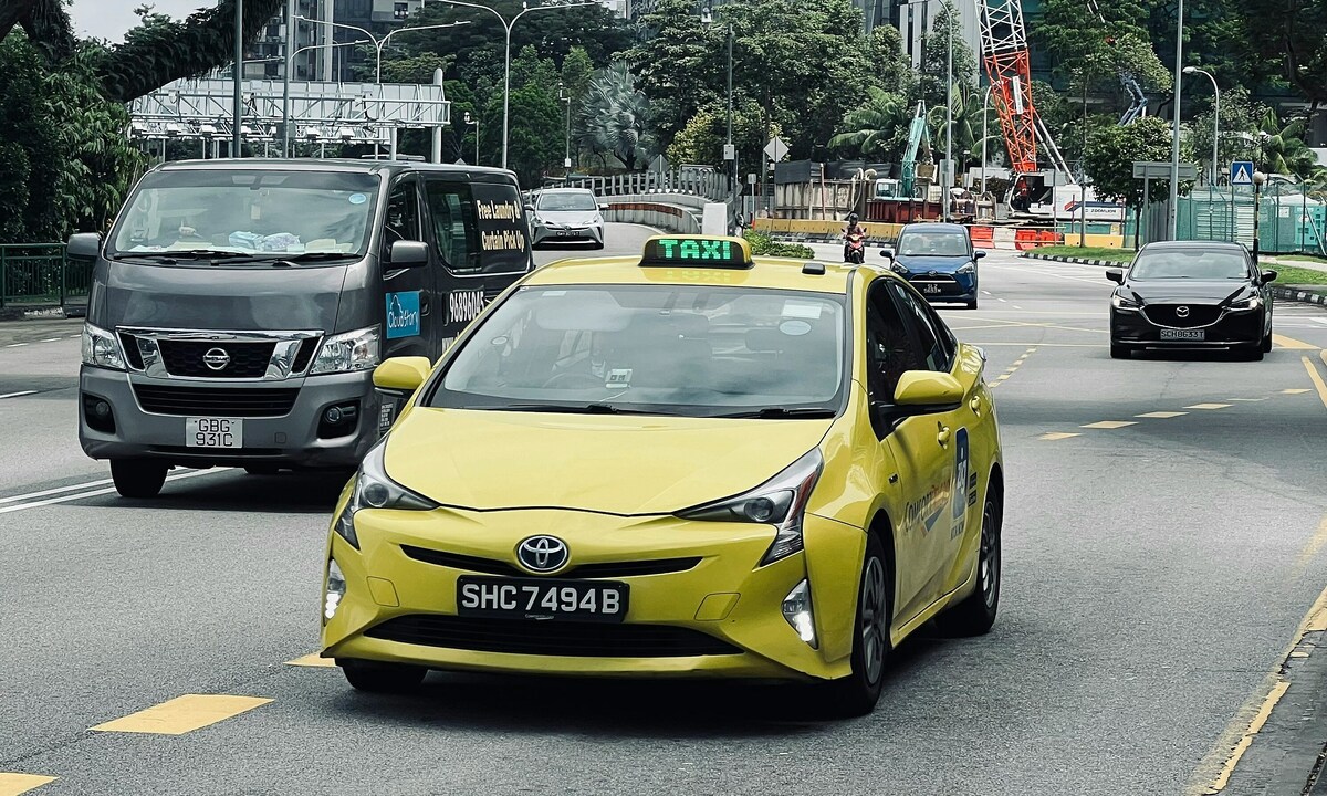 Malaysian taxis face 7x fee hike for Singapore entry from 2027